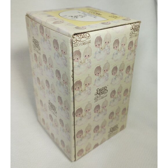 Precious Moments "The Lord Bless You and Keep You" Graduate Girl E-4721 - Picture 10 of 14